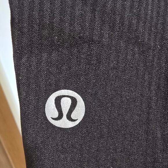 Lululemon Dance Studio Mid-Rise Crop 25" - Picture 4 of 13